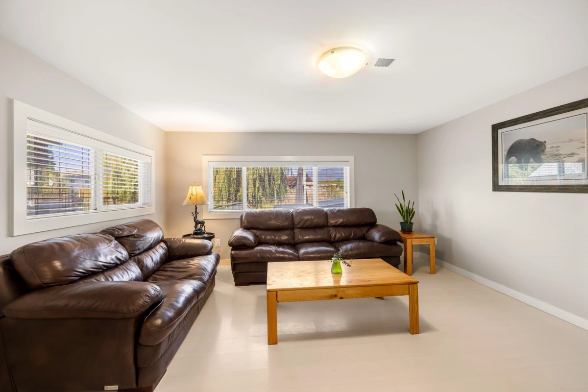 Walk-In Closet Photo of 51495 Old Yale Road, Rosedale, BC