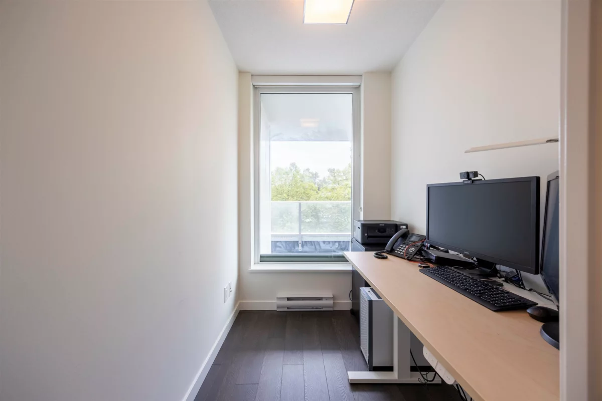 Office / Den Photo of 657 5515 Boundary Road, Vancouver, BC