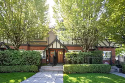 1016 W 45th Avenue, Vancouver, BC, Vancouver — Townhouse for sale