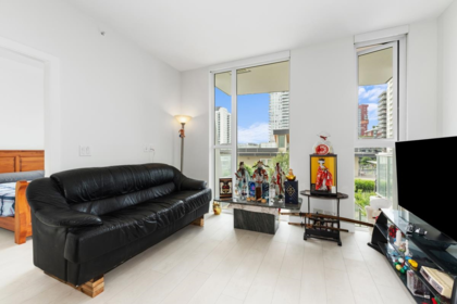 Breakfast Nook Photo of 701 3538 Sawmill Crescent, Vancouver, BC