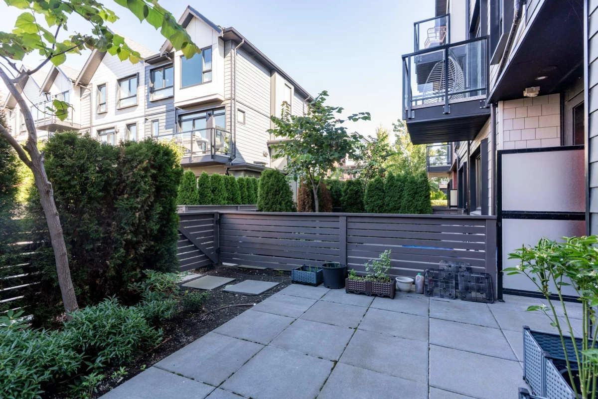 Outdoor Patio Photo of 175 4738 Hemlock Way, Tsawwassen, BC