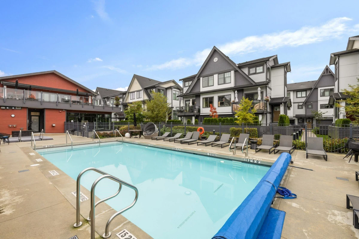 Hallway Photo of 159 19451 Sutton Avenue, Pitt Meadows, BC