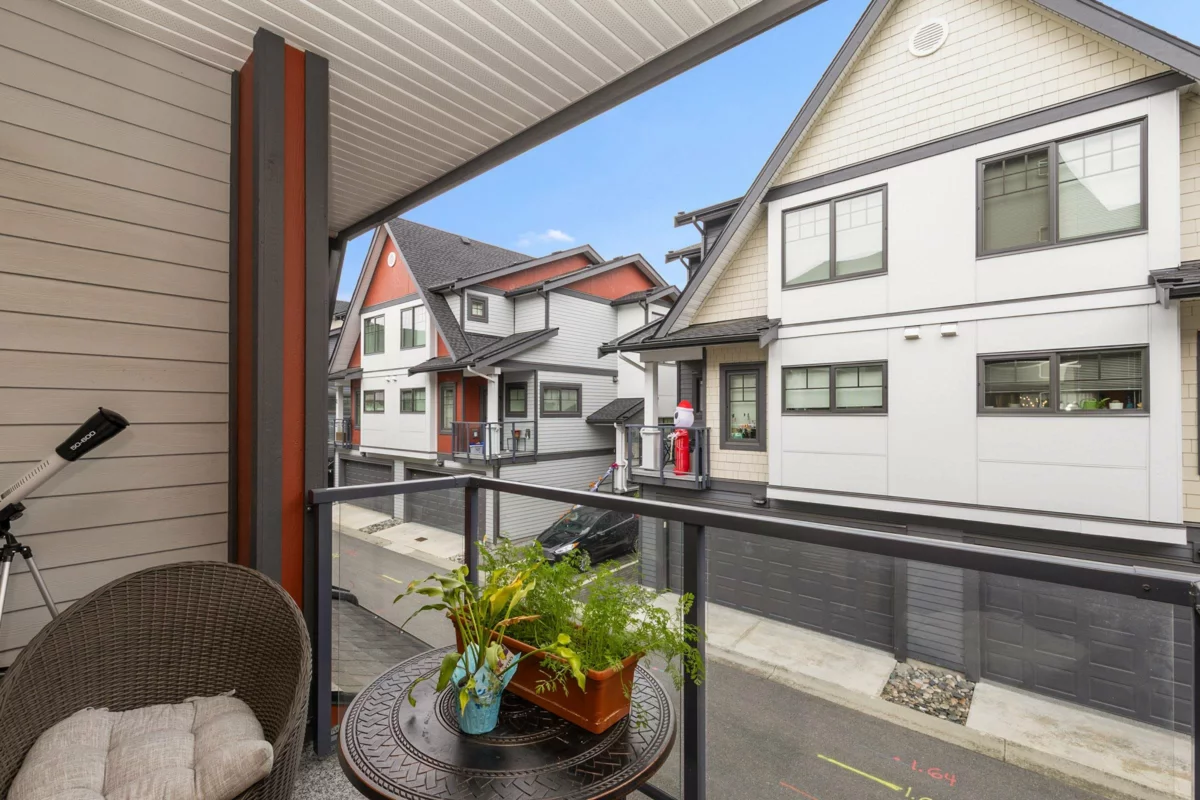 Walk-In Closet Photo of 159 19451 Sutton Avenue, Pitt Meadows, BC