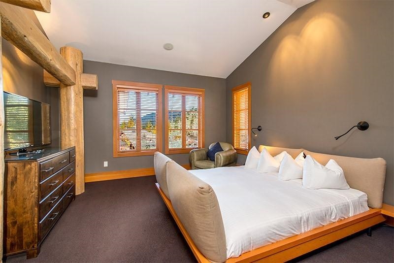 Kitchen Photo of 18 C 2300 Nordic Drive, Whistler, BC