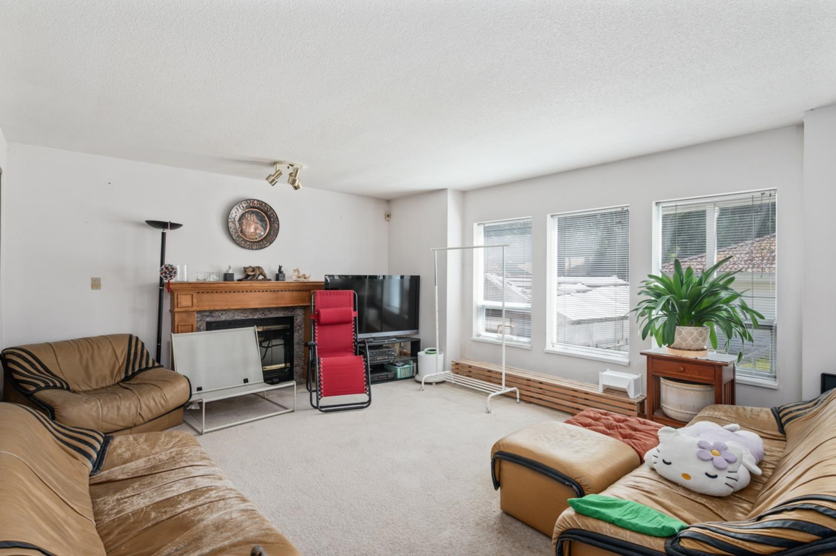Family Room Photo of 3662 W 49th Avenue, Vancouver, BC