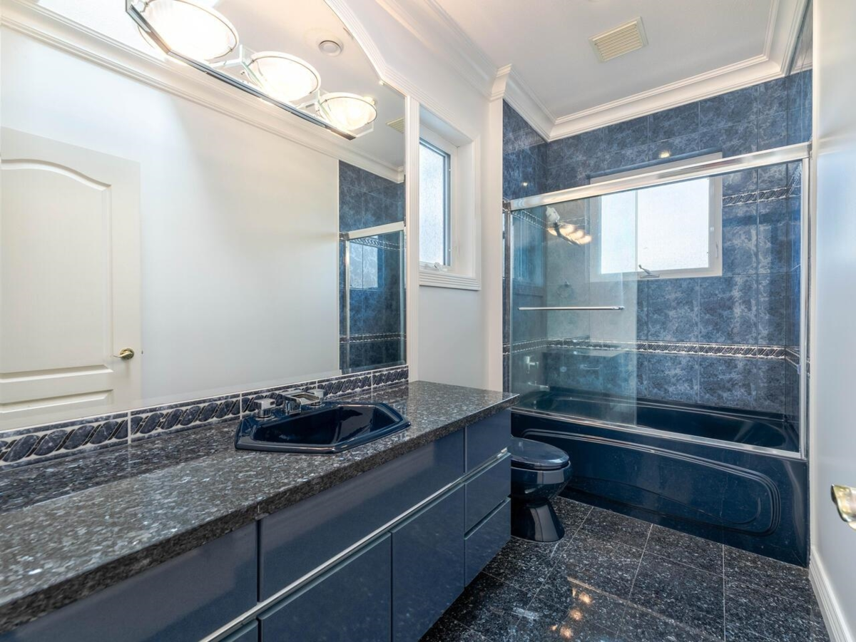 Laundry Room Photo of 4251 Coldfall Road, Richmond, BC