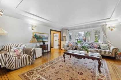 Kitchen Photo of 2923 W 32nd Avenue, Vancouver, BC