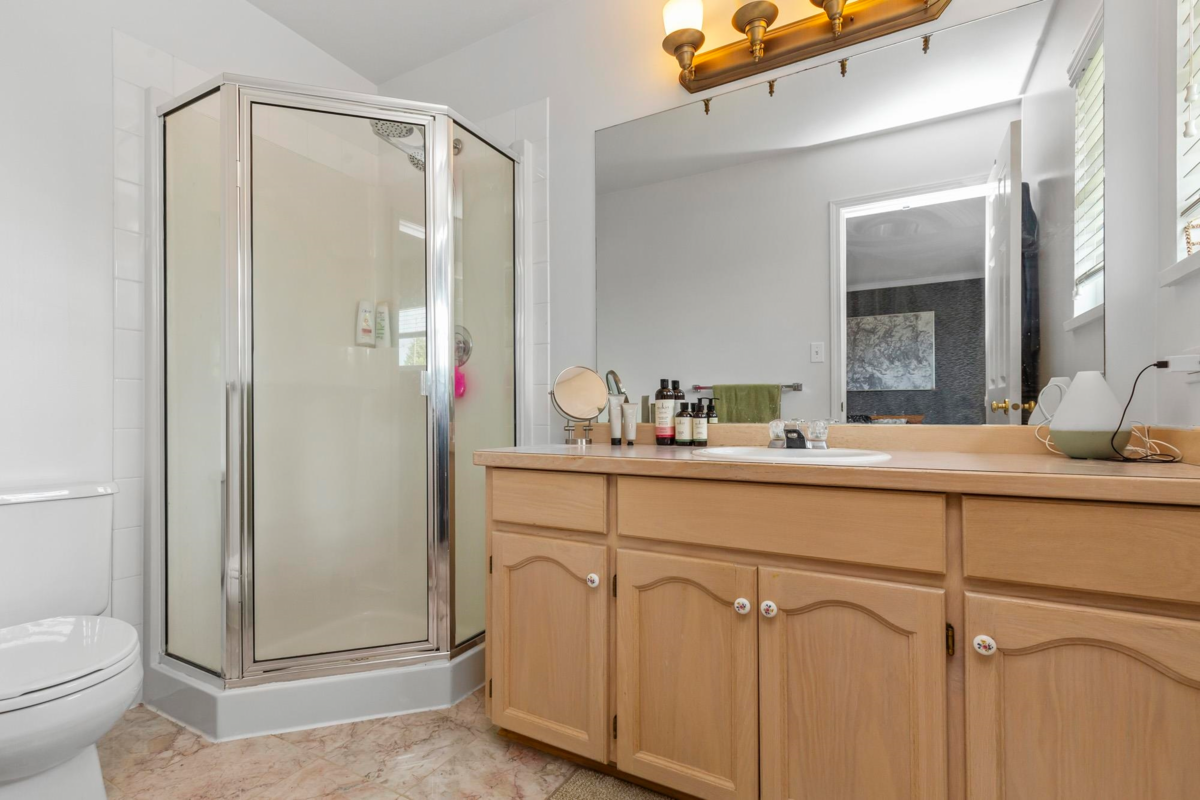 Backyard Photo of 50 32361 Mcrae Avenue, Mission, BC