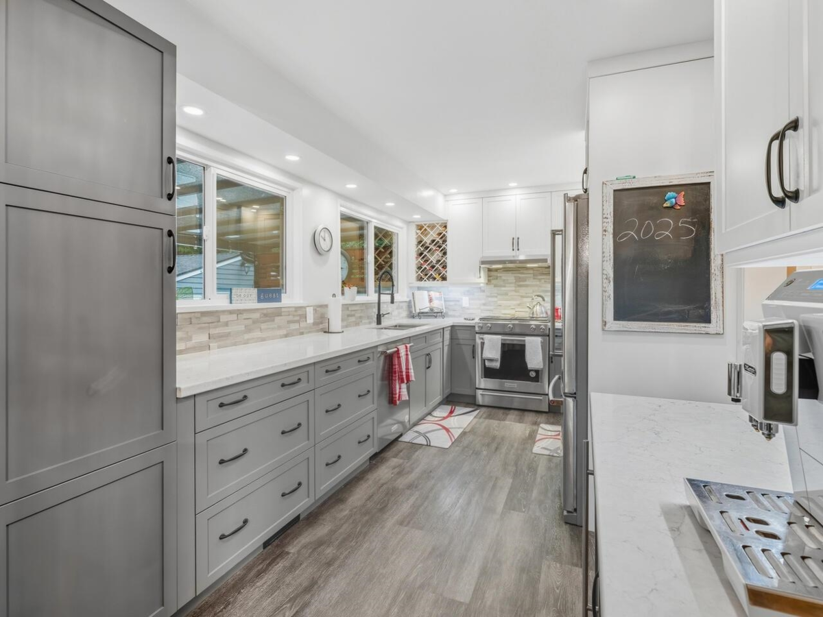 Pantry Photo of 9434 113b Street, Delta, BC