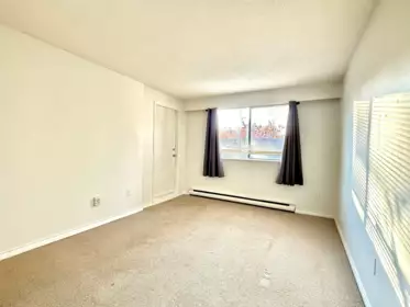 217 8120 Colonial Drive, Richmond, BC, Richmond — Apartment/Condo for sale