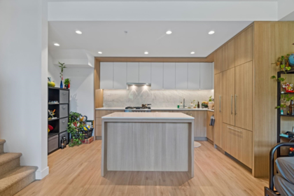 114 6085 Irmin Street, Burnaby, BC