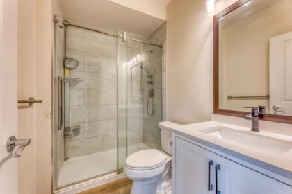 Laundry Room Photo of 140 3105 Dayanee Springs Boulevard, Coquitlam, BC