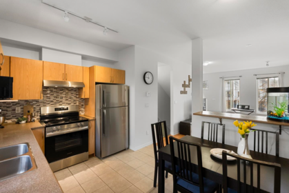 Breakfast Nook Photo of 56 5839 Panorama Drive, Surrey, BC