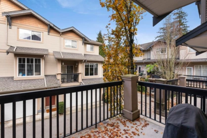 Entry Foyer Photo of 56 5839 Panorama Drive, Surrey, BC