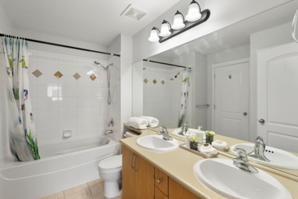 Guest Bathroom Photo of 56 5839 Panorama Drive, Surrey, BC