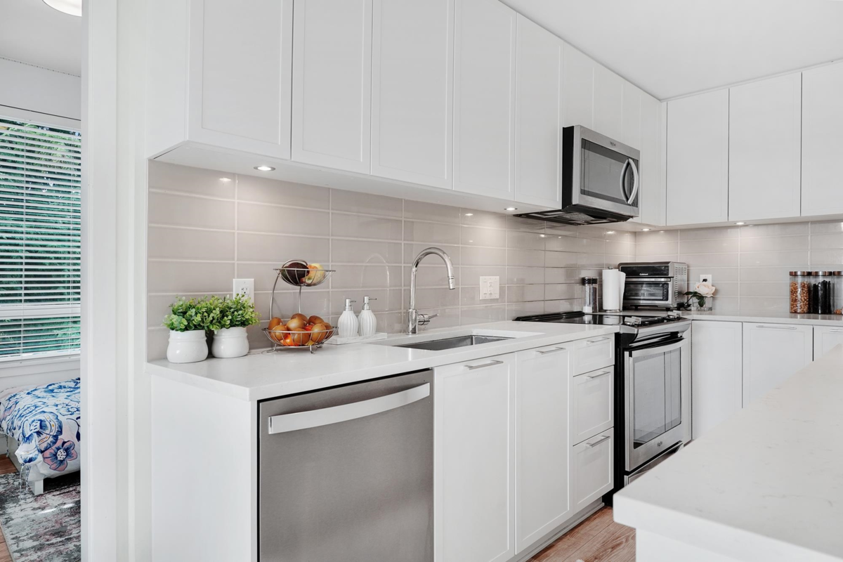 Family Room Photo of 316 2382 Atkins Avenue, Port Coquitlam, BC