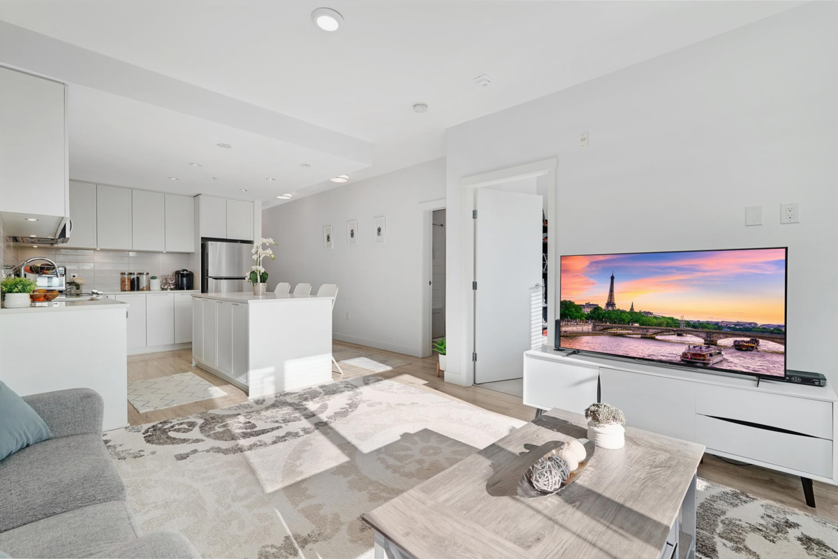 Kitchen Photo of 316 2382 Atkins Avenue, Port Coquitlam, BC