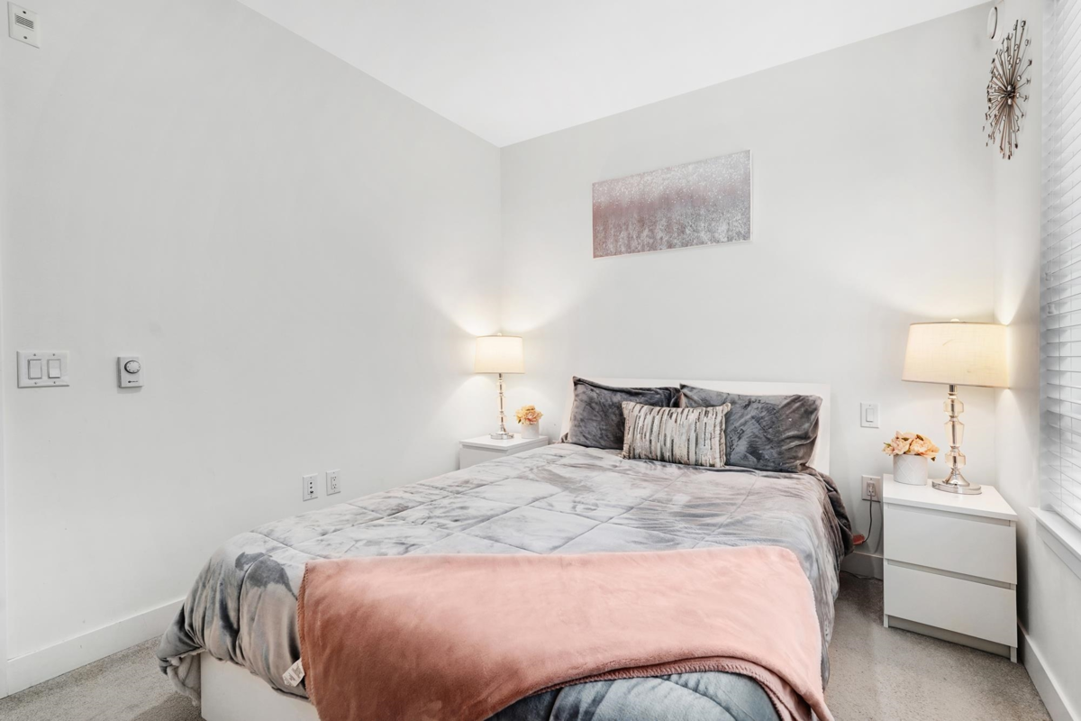 Walk-In Closet Photo of 316 2382 Atkins Avenue, Port Coquitlam, BC