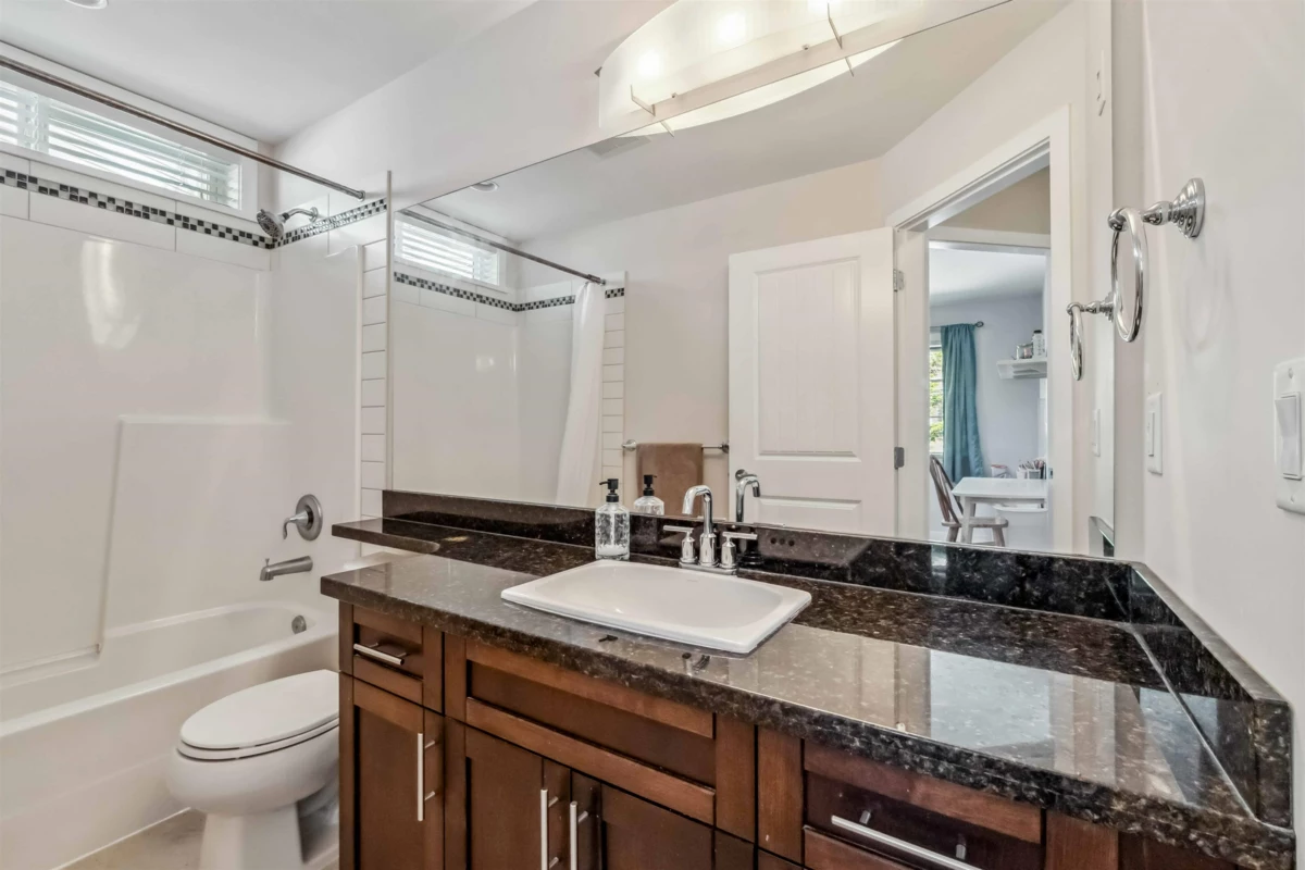 Basement Recreation Room Photo of 35 35626 Mckee Road, Abbotsford, BC