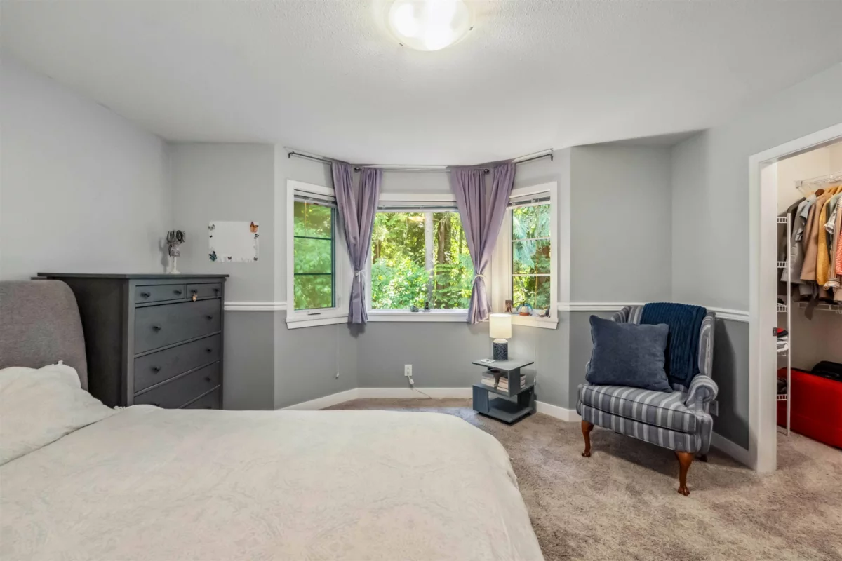 Entry Foyer Photo of 35 35626 Mckee Road, Abbotsford, BC