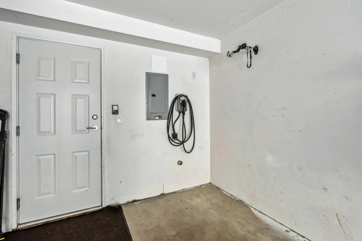 Fitness Center Photo Near 35 35626 Mckee Road, Abbotsford, BC