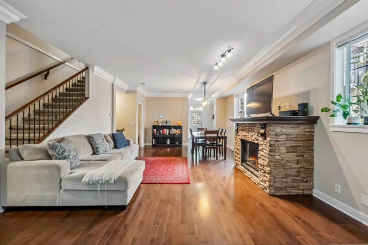 Walk-In Closet Photo of 35 35626 Mckee Road, Abbotsford, BC