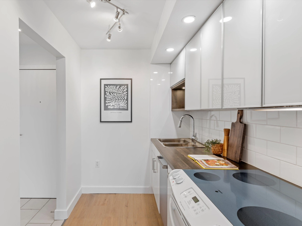 Breakfast Nook Photo of 201 4315 Fraser Street, Vancouver, BC