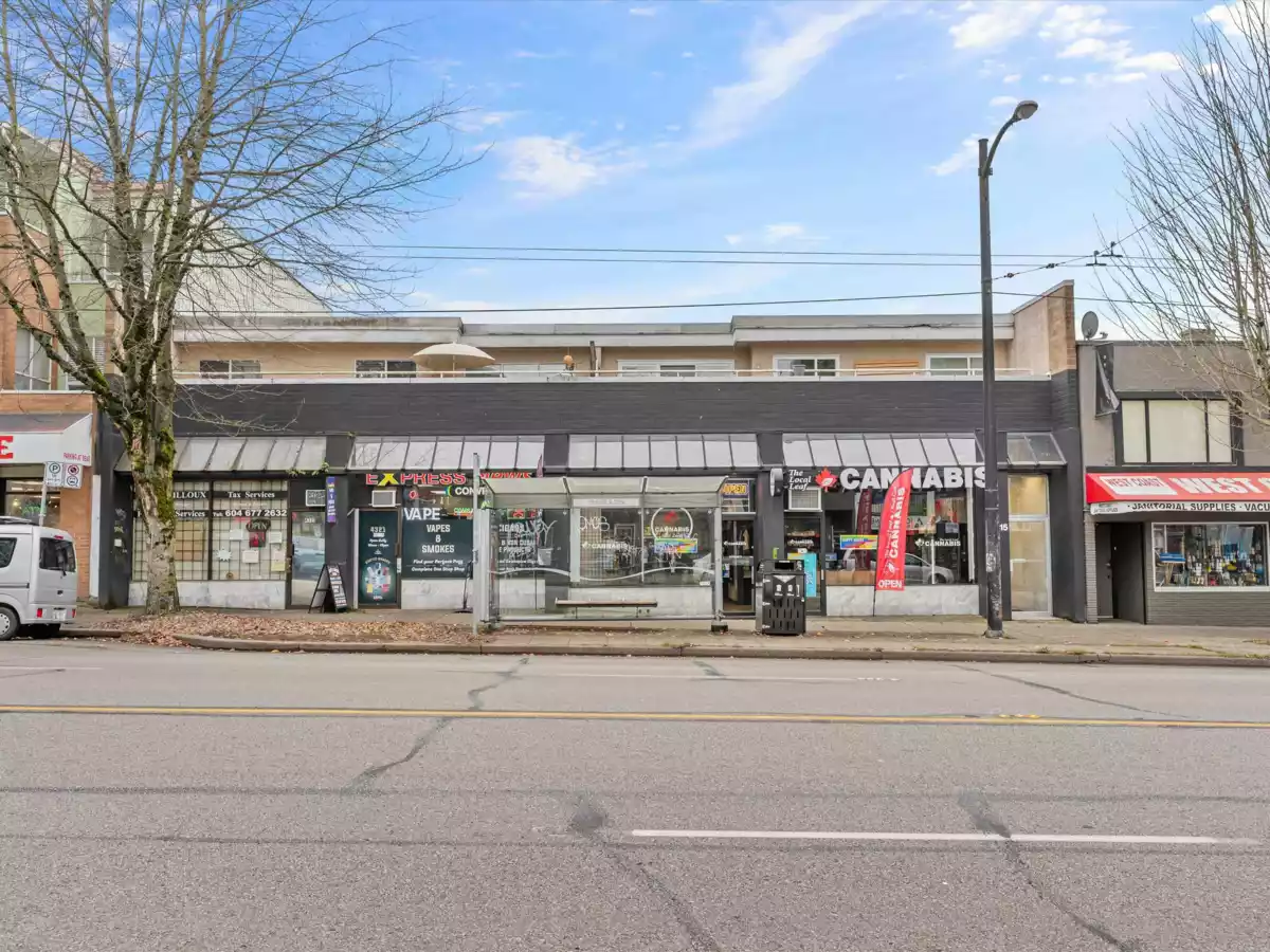 Laundry Room Photo of 201 4315 Fraser Street, Vancouver, BC