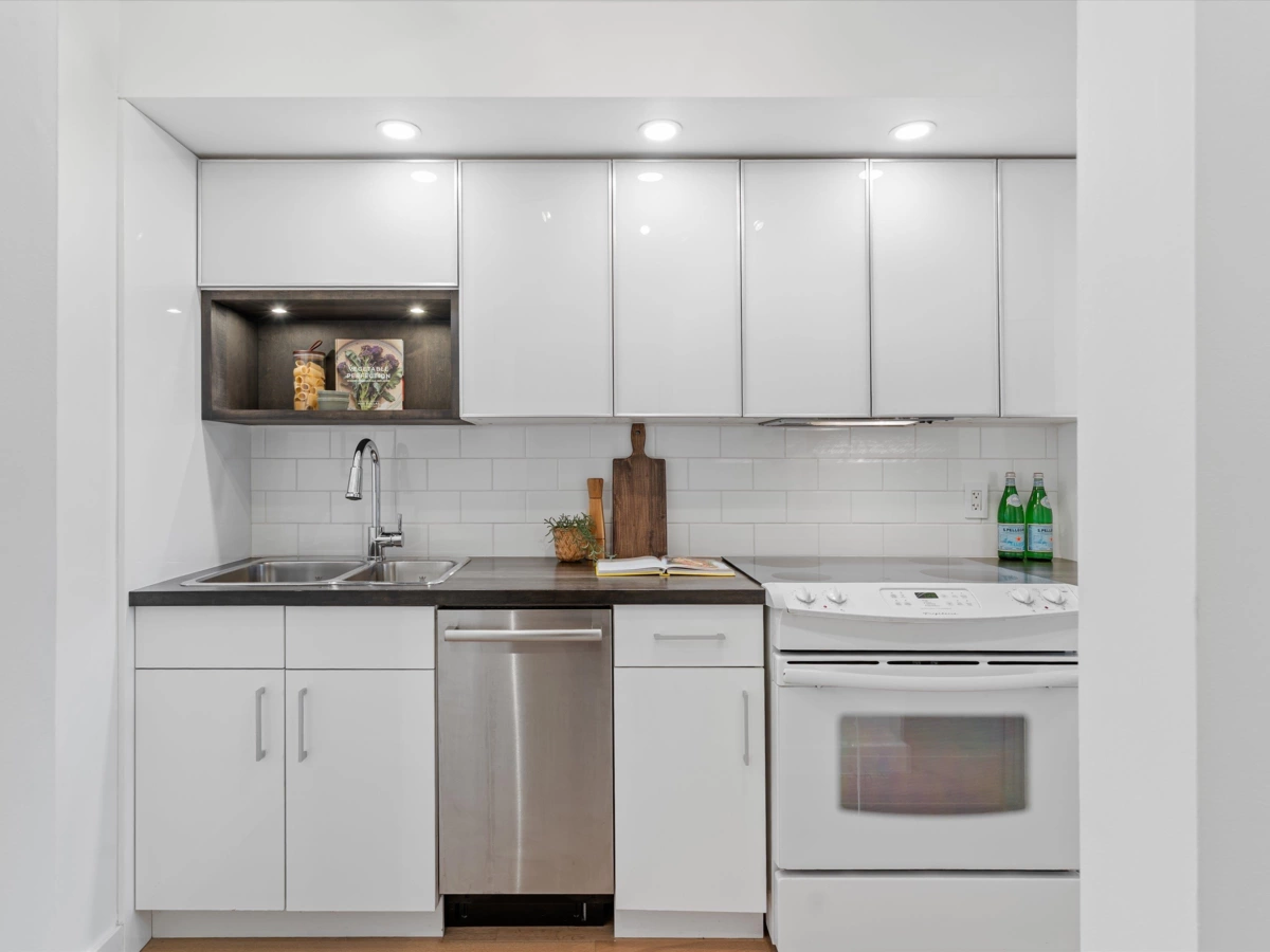 Primary Bedroom Photo of 201 4315 Fraser Street, Vancouver, BC