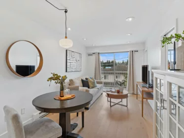 201 4315 Fraser Street, Vancouver, BC, Vancouver — Apartment/Condo for sale