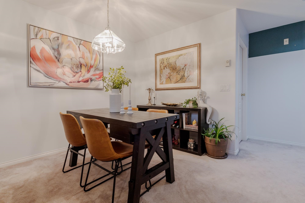 Guest Bathroom Photo of 3 19044 118b Avenue, Pitt Meadows, BC