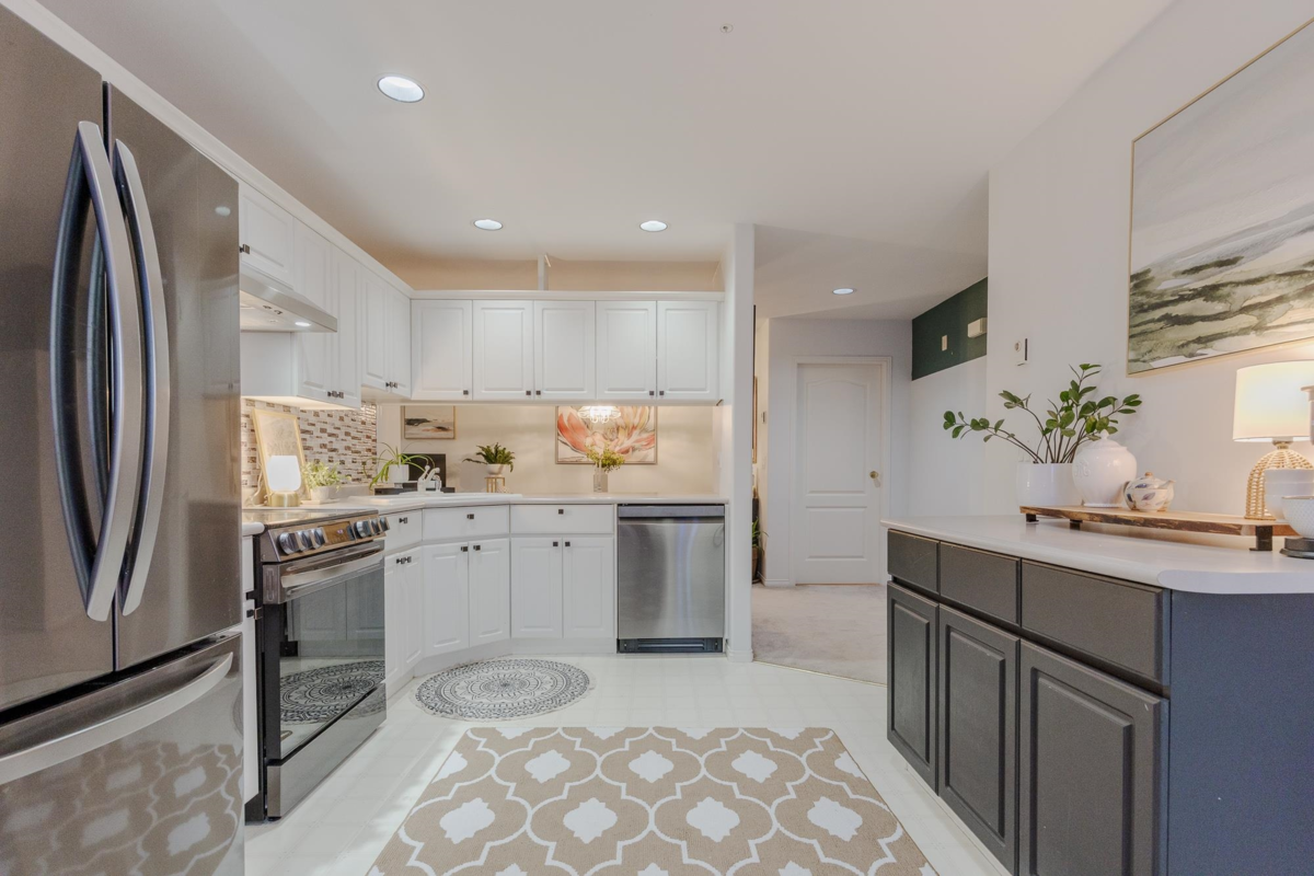 Primary Bedroom Photo of 3 19044 118b Avenue, Pitt Meadows, BC