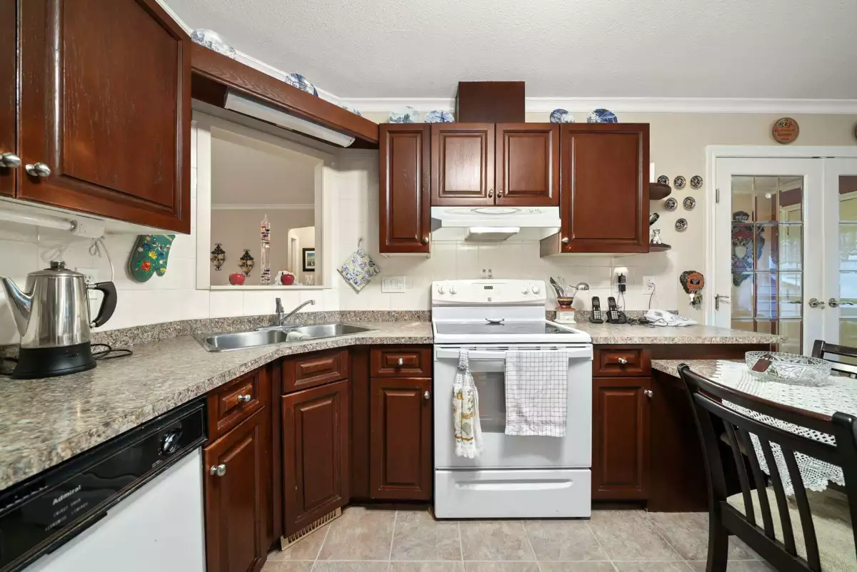 Dining Area Photo of 58 21848 50th Avenue, Langley, BC