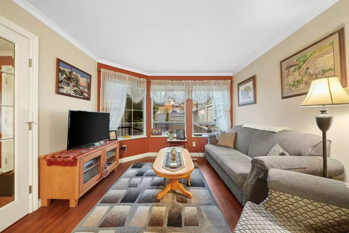 Living Room Photo of 58 21848 50th Avenue, Langley, BC