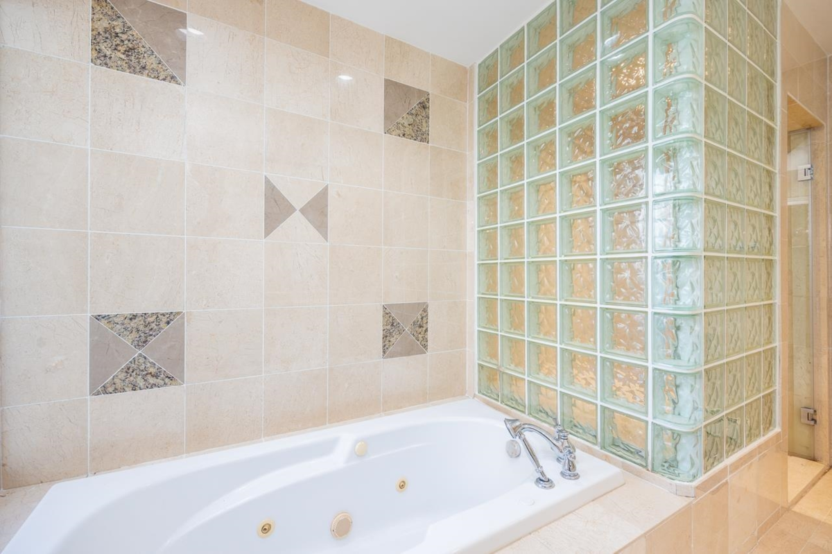 Mudroom Photo of 2088 Allison Road, Vancouver, BC