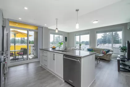 307 2555 Ware Street, Abbotsford, BC, Abbotsford West — 2 bed apartment/condo for sale