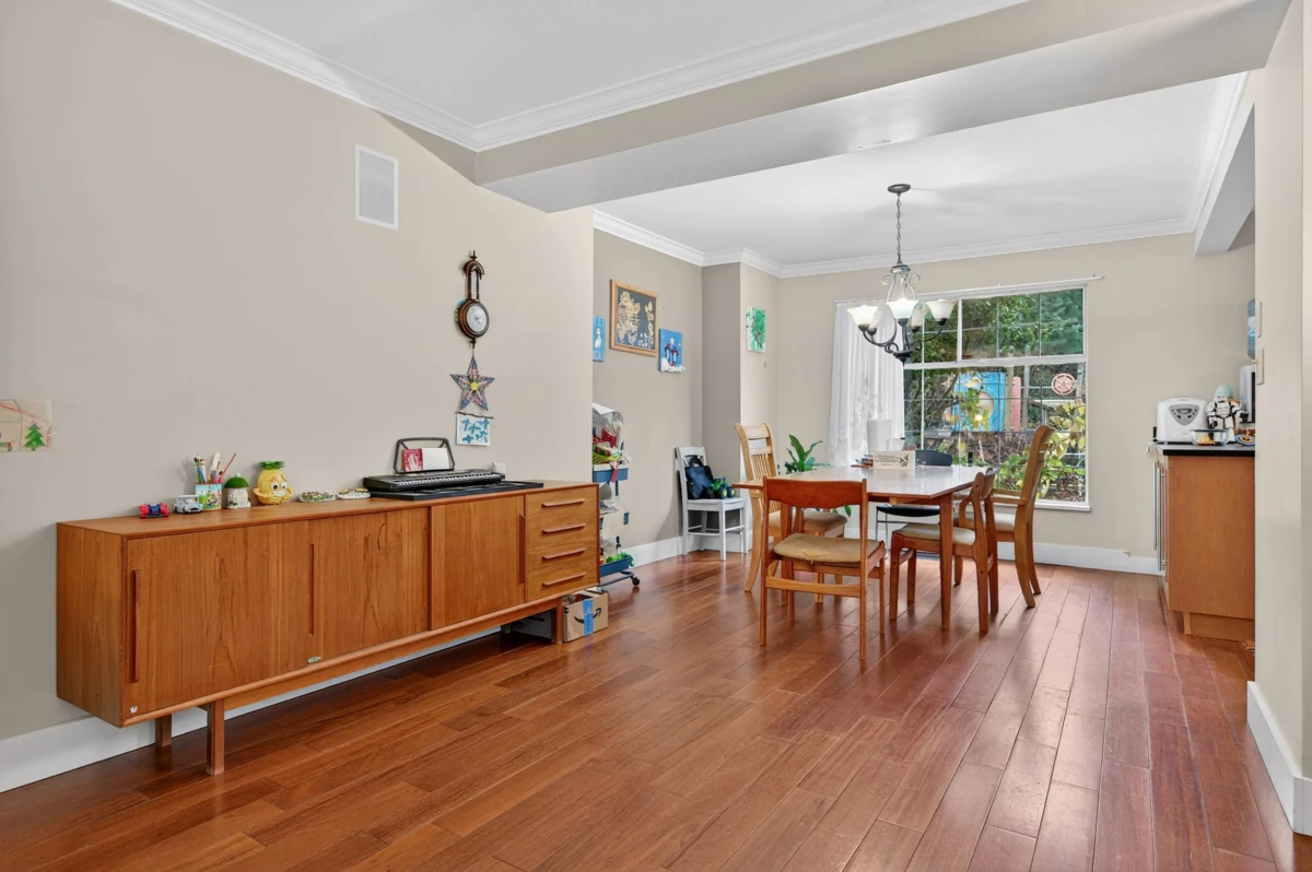 Dining Area Photo of 2382 150b Street, Surrey, BC