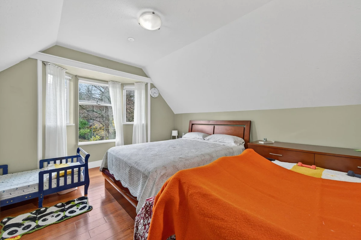 Hallway Photo of 2382 150b Street, Surrey, BC