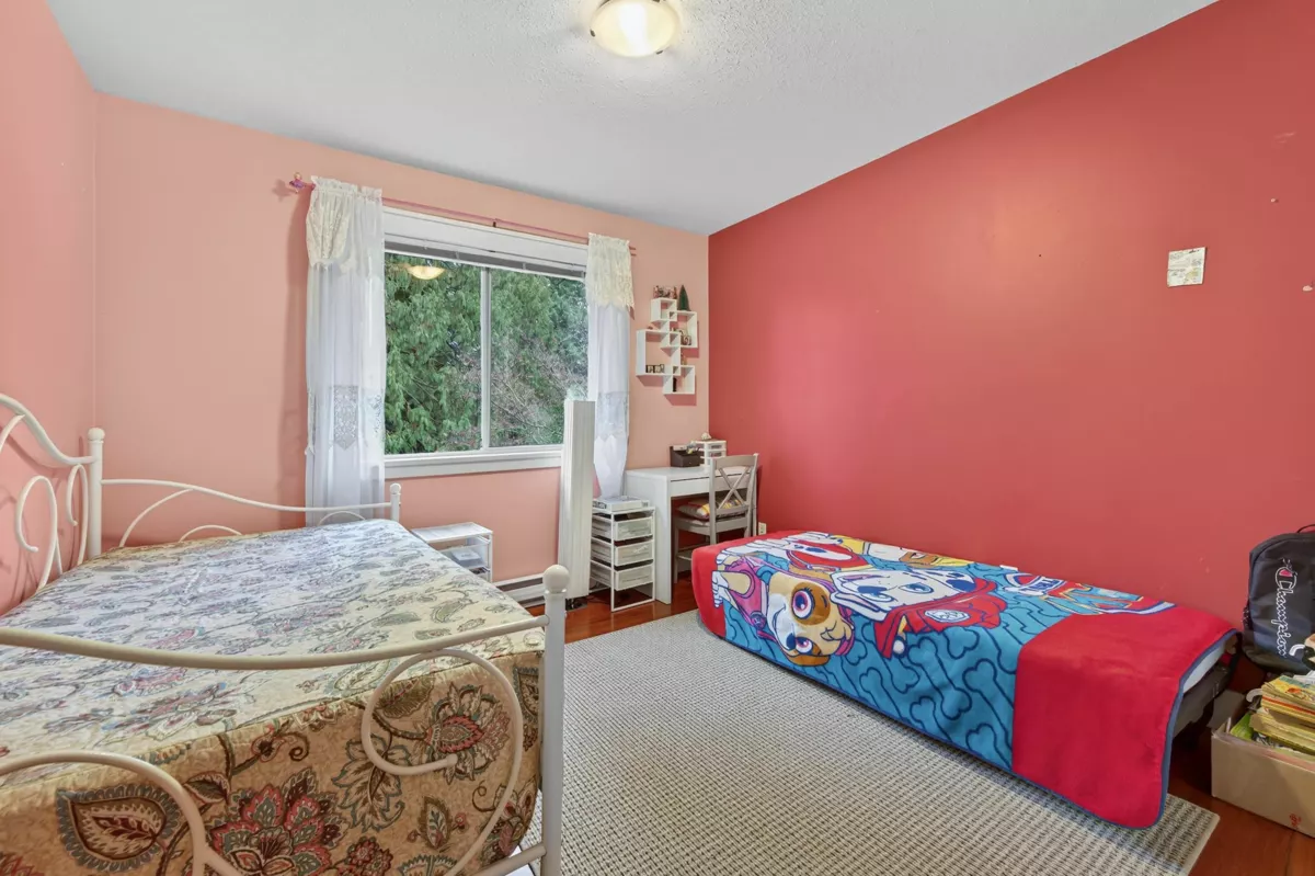 Laundry Room Photo of 2382 150b Street, Surrey, BC