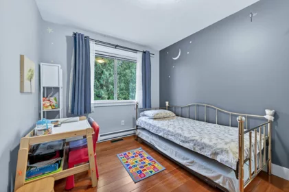 Basement Recreation Room Photo of 2382 150b Street, Surrey, BC