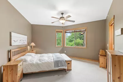 Guest Bathroom Photo of 40 24185 106b Avenue, Maple Ridge, BC
