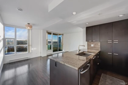 1002 2232 Douglas Road, Burnaby, BC, Burnaby — Apartment/Condo for sale