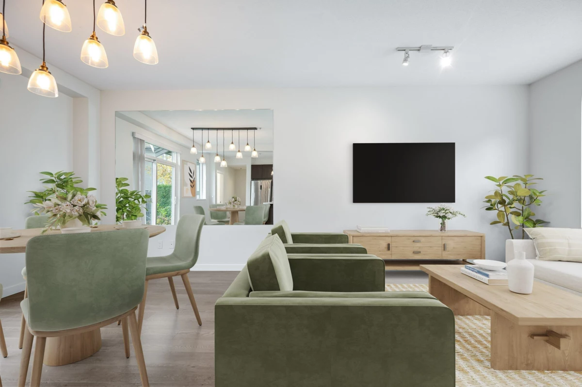 Walk-In Closet Photo of 135 8138 204 Street, Langley, BC