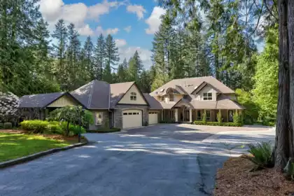 23669 128 Crescent, Maple Ridge, BC, Maple Ridge — 6 bed single family residence for sale