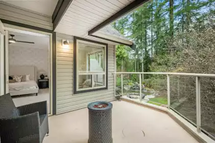 Hallway Photo of 23669 128 Crescent, Maple Ridge, BC