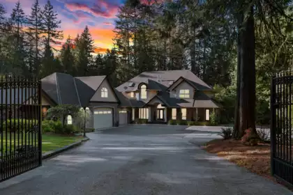 Playground / Recreational Area Near 23669 128 Crescent, Maple Ridge, BC