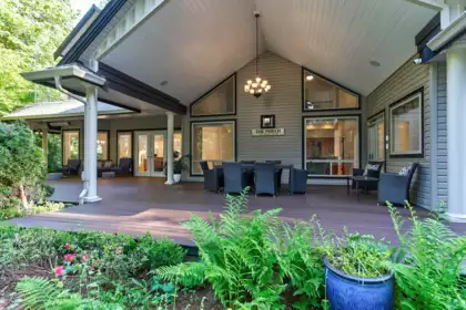 Swimming Pool Photo of 23669 128 Crescent, Maple Ridge, BC
