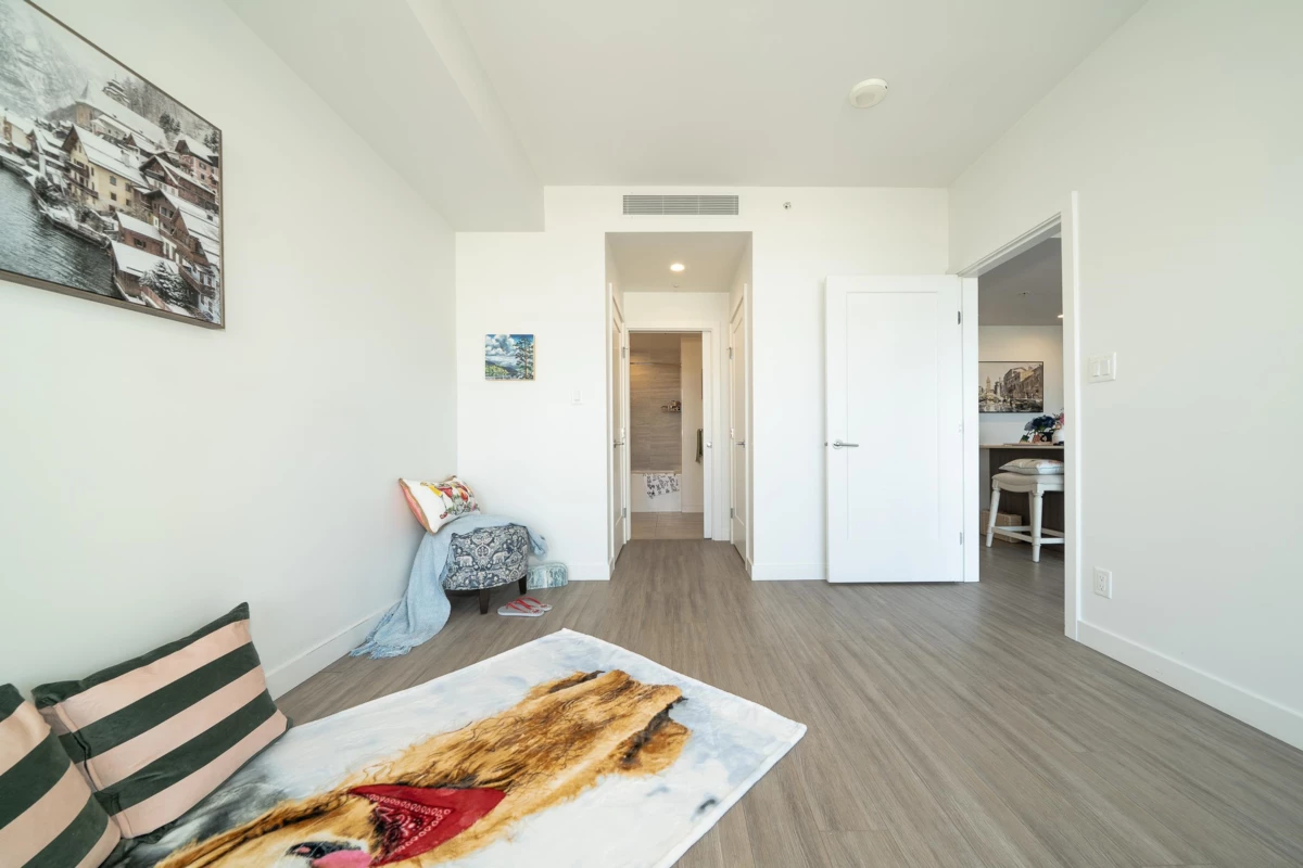 Laundry Room Photo of 1605 2351 Beta Avenue, Burnaby, BC