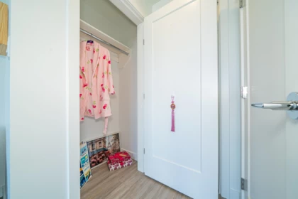 Mudroom Photo of 1605 2351 Beta Avenue, Burnaby, BC