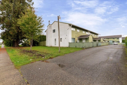 1 9342 Hazel Street, Chilliwack, BC, Chilliwack — 3 bed townhouse for sale